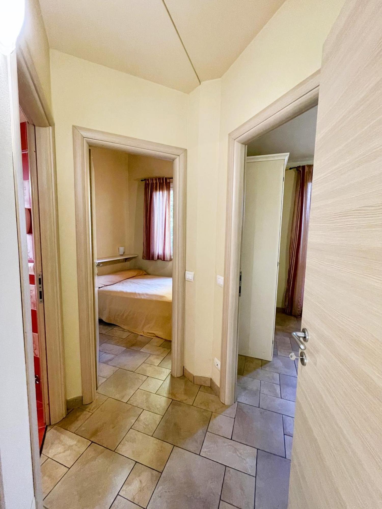 Appartamenti Il Ruscello Manerba del Garda Szoba fotó