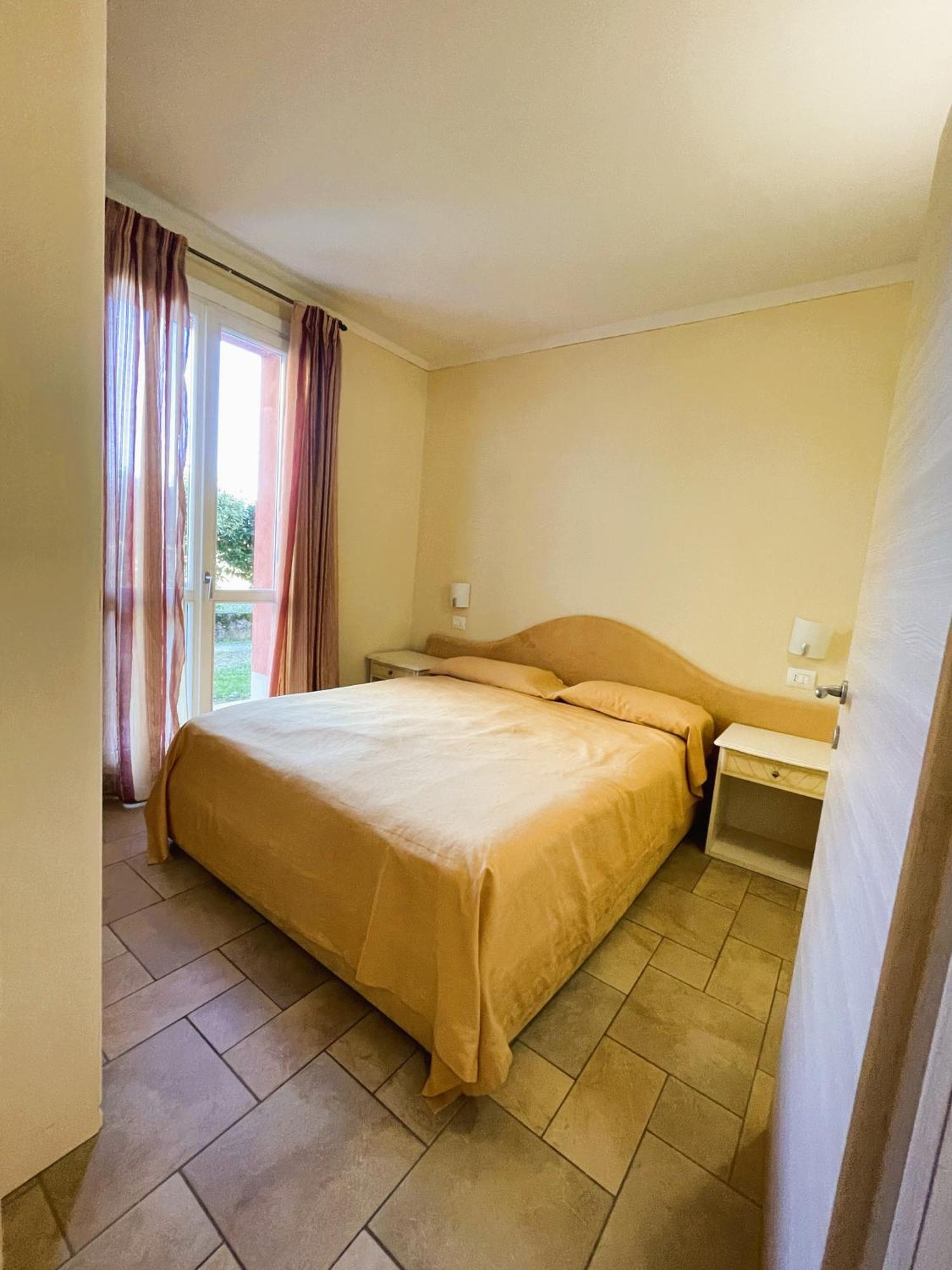 Appartamenti Il Ruscello Manerba del Garda Szoba fotó
